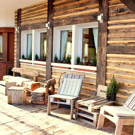 Und Restaurant Kraeuter 3* Furtwangen