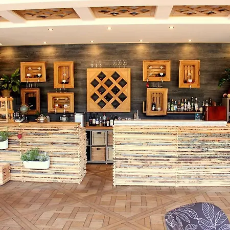 Hotel Und Restaurant Kraeuter Furtwangen