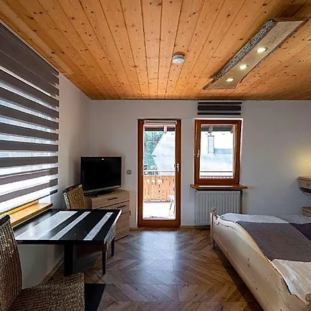Und Restaurant Kraeuter Hotel 3*