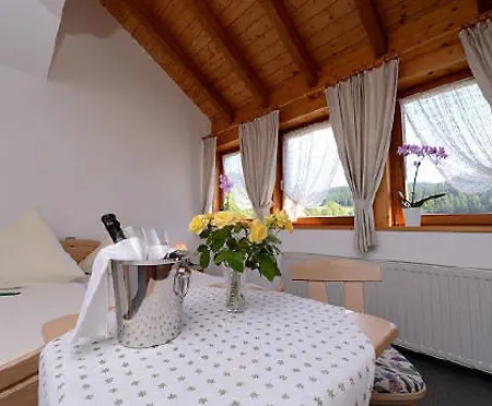 Hotel Und Restaurant Kraeuter 3*