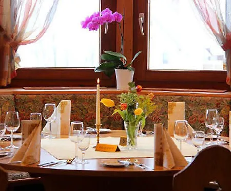 Hotel Und Restaurant Kraeuter 3*