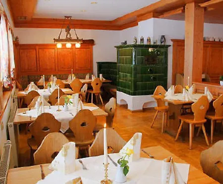 Hotel Und Restaurant Kraeuter Furtwangen